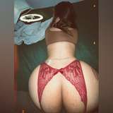 emel05 from onlyfans